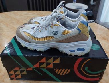 SKECHERS D'LITE Pre-loved like new