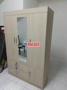 almari baju 3pintu