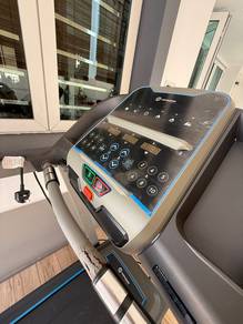 Johnson Horizon Treadmill