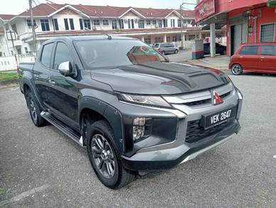Mitsubishi Triton VGT A/T PREMIUM in Marang, TRG