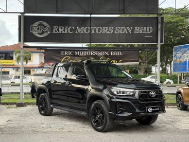 2020 Toyota Hilux BLACK EDITION