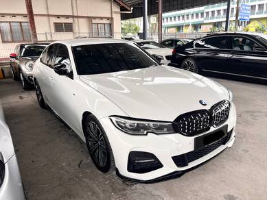 BMW 330i 30i M SPORT in Johor Bahru, JHR
