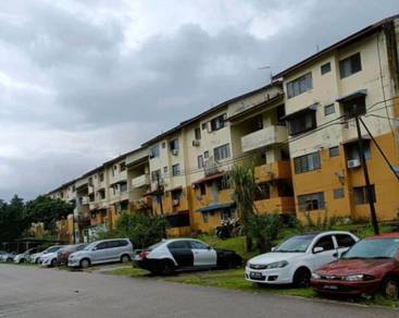 Flat For Sale in Bandar Selesa Jaya