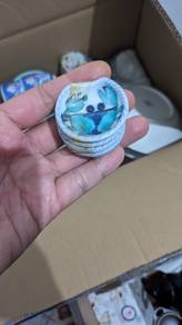 Ceramic chopsticks holder
