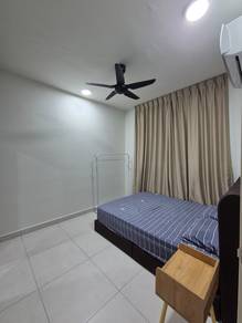Service Residence For Rent in Majestic Maxim