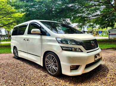 Toyota Vellfire Z in Batu Pahat, JHR