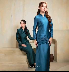 Haera kurung moden