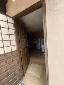 Room in Shah Alam, SGR