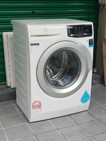 Inverter Electrolux Hot Washer 8 kg