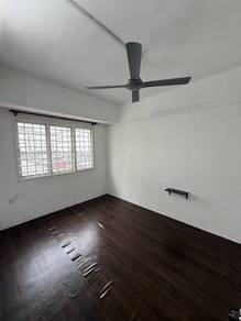 Flat For Rent in Pangsapuri Putra Prima