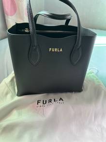 Furls