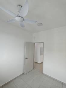 Condominium For Rent in Ideal Venice Residency