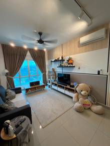 Service Residence For Rent in Acacia Residences