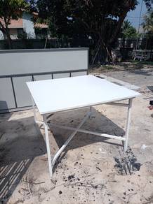 Meja lipat