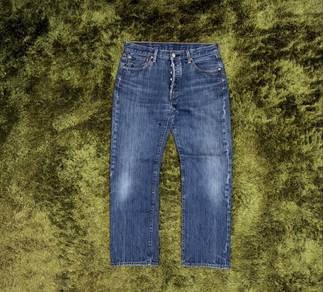 Levi’s 501 sz 33.:.:.).