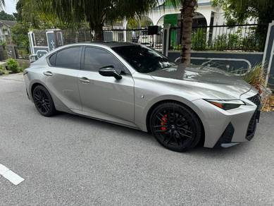 Lexus IS 300 F SPORT MODE BLACK in Gombak, KUL