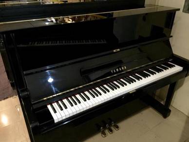 Yamaha U1G Upright Piano Exam Model