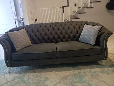 Sofa Chesterfield ( empayar reka )