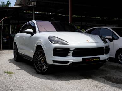 2019 Porsche Cayenne BASE