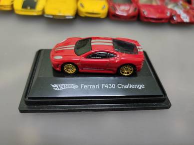 Hotwheels Red Ferrari F430 Challenge 1:87 Scale
