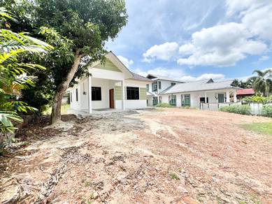 Bungalow House For Sale in Kluang,JHR