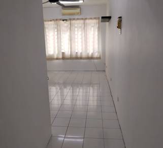 Flat For Sale in Saujana Damansara Shop apartment
