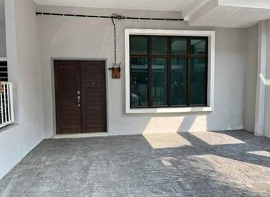 2.5-storey Terraced House For Sale in Ujong Pasir,MLK