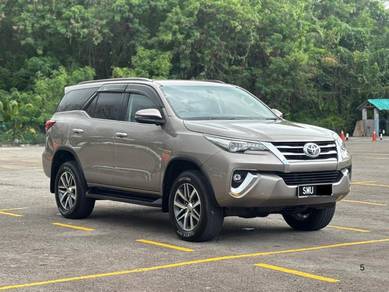 Toyota Fortuner VRZ 4x4 in Kota Kinabalu, SBH