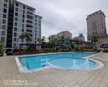 Condominium For Sale in Le Jardine