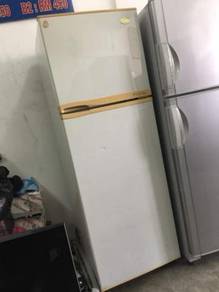Fridge Viva Peti Refrigerator Freezer Sejuk Recond