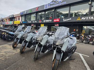 Yamaha XMAX