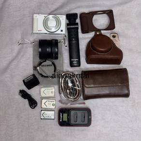 Sony ZV1 (White)  (FULL SET!)
