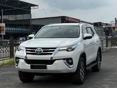 Toyota Fortuner SRZ 4X4 in Johor Bahru, JHR