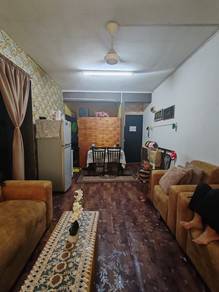 Apartment For Sale in Flat Taman Pelangi Indah