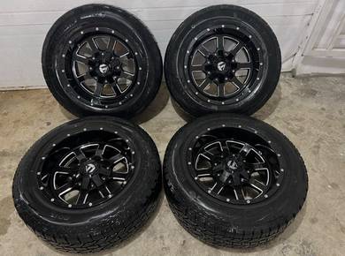 Rim hilux 256/60/18