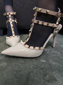 Valentino garavani rockstud Pointed high heels