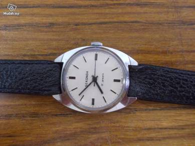 Vintage Sekonda watch