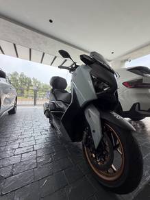 Yamaha XMAX