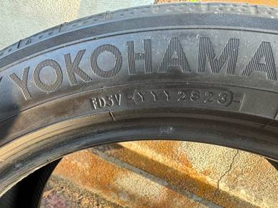 Tayar Yokohama Bluearth ES32 235 50 R18 Tahun 2023