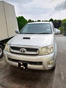 Toyota Hilux G in Penampang, SBH