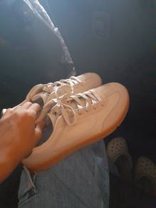 brand decathlon..kasut fashion..