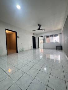 Apartment For Sale in Pangsapuri Subang Suria