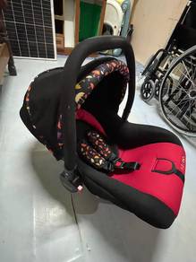 Tempat duduk bayi y car seat
