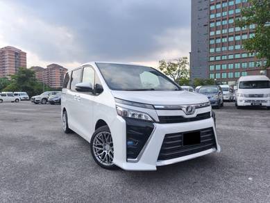 Toyota Voxy X in Seri Kembangan, SGR