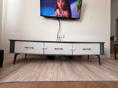 Tv cabinet to let go