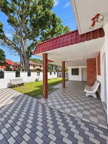 Semi-Detached House For Sale in Tanjung Bungah,PNG