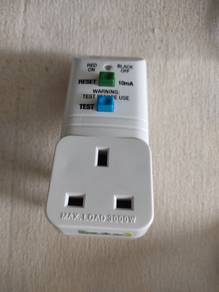 PDL ELIMIT 1951 13A 10mA Plug-in RCD ELCB Adaptor