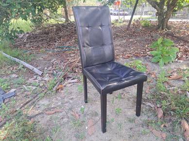 Second-Hand Black Office/ Dining Chair - Comfortab