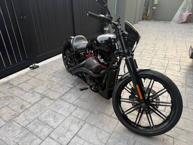 Harley-Davidson Breakout