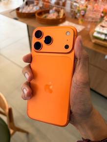 Iphone 17 Pro Max (Orange)